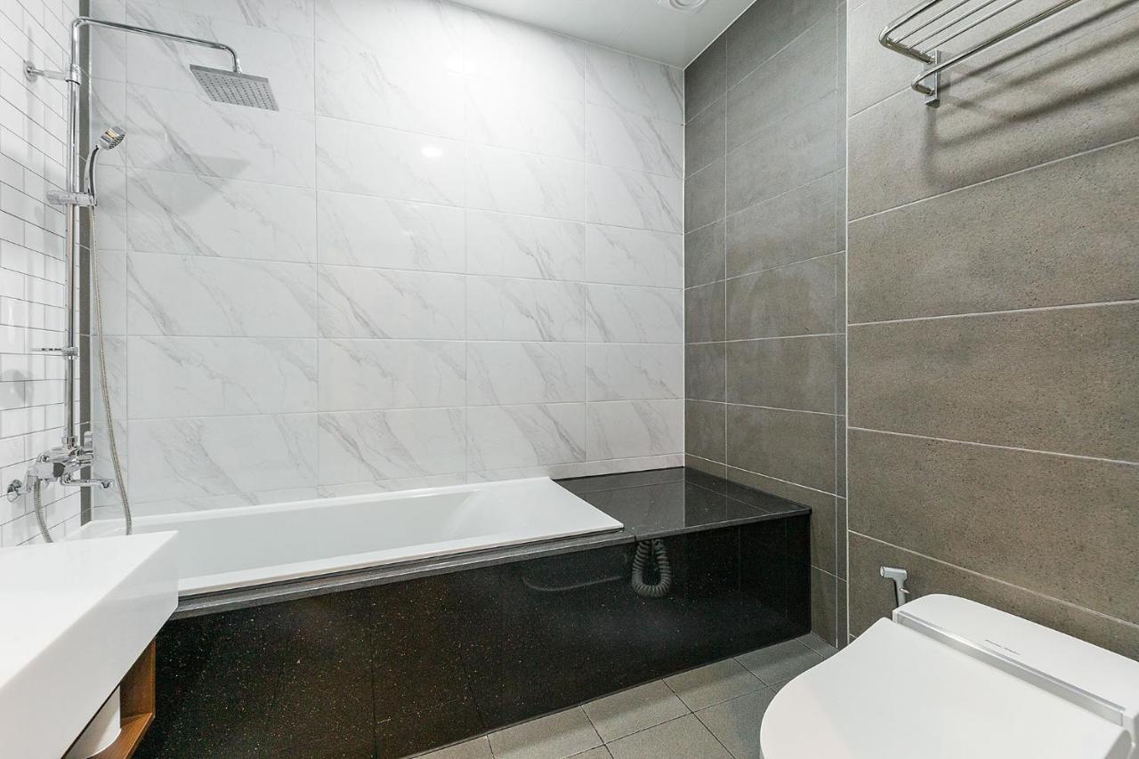Hotel Demer Mokpo Zewnętrze zdjęcie
