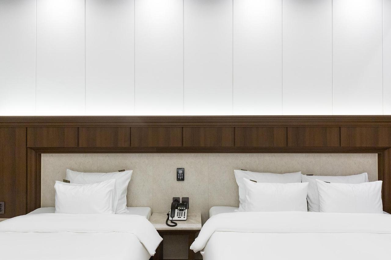 Hotel Demer Mokpo Zewnętrze zdjęcie
