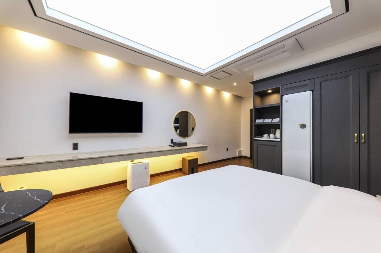Hotel Demer Mokpo Zewnętrze zdjęcie