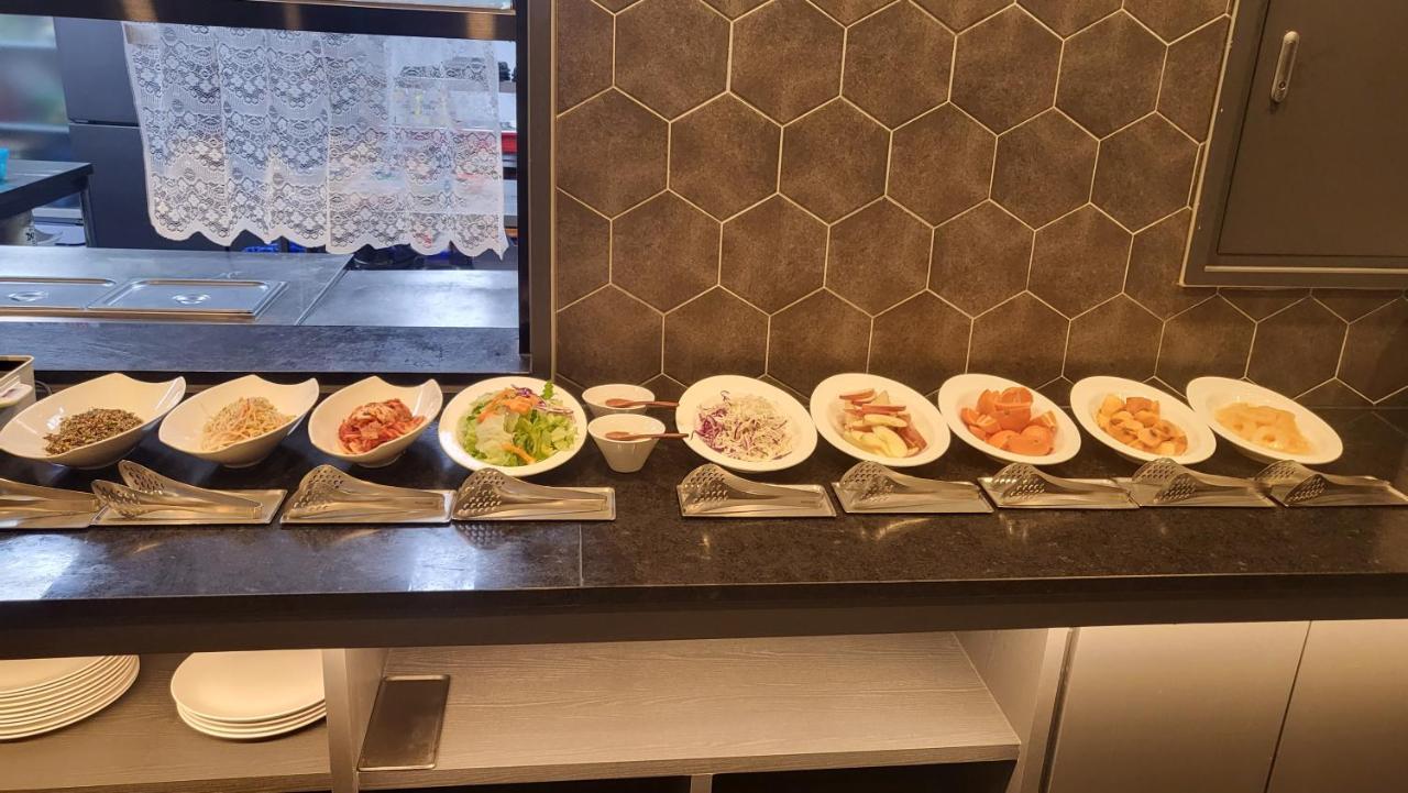 Hotel Demer Mokpo Zewnętrze zdjęcie