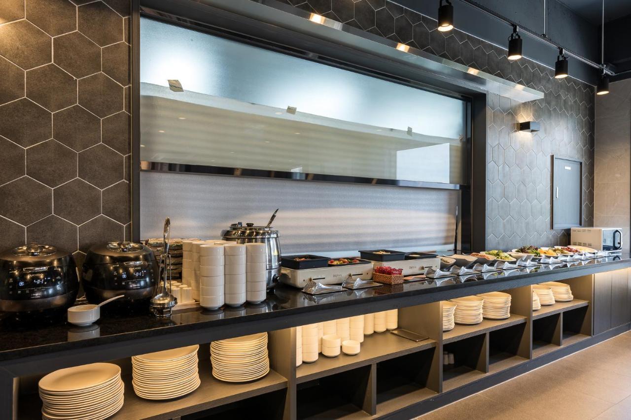 Hotel Demer Mokpo Zewnętrze zdjęcie