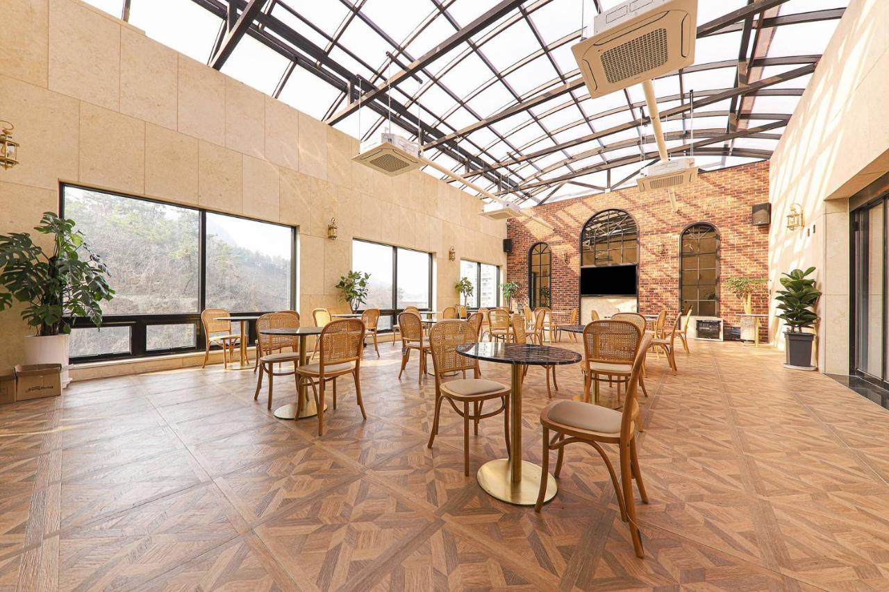 Hotel Demer Mokpo Zewnętrze zdjęcie